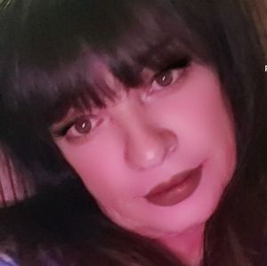 Meet your Posher, Sandy